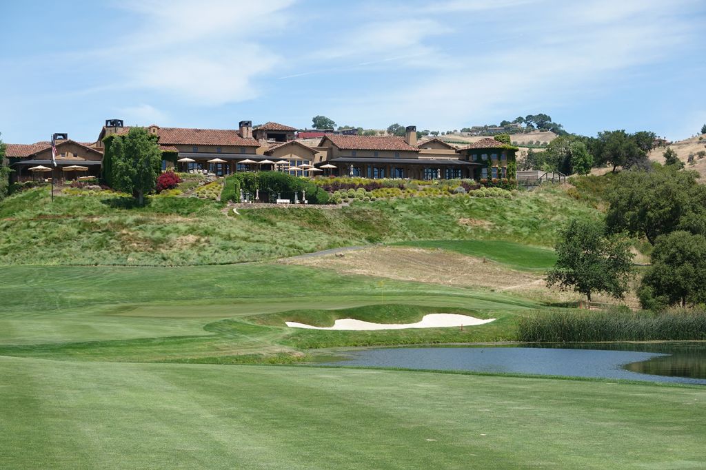 18th Hole at Mayacama Golf Club (559 Yard Par 5)